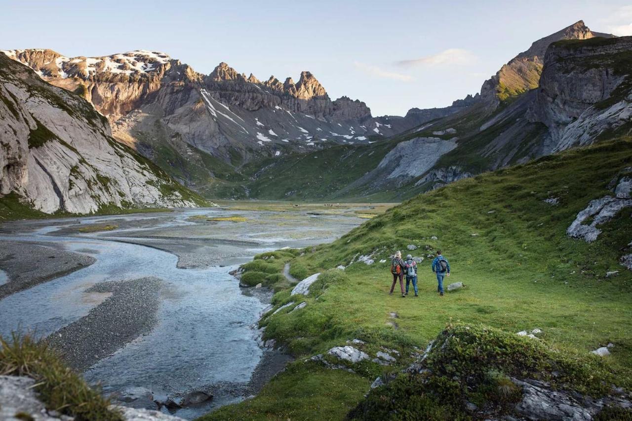 Stilvolle Ferienwohnung Direkt An Der Skipiste Flims Exteriör bild