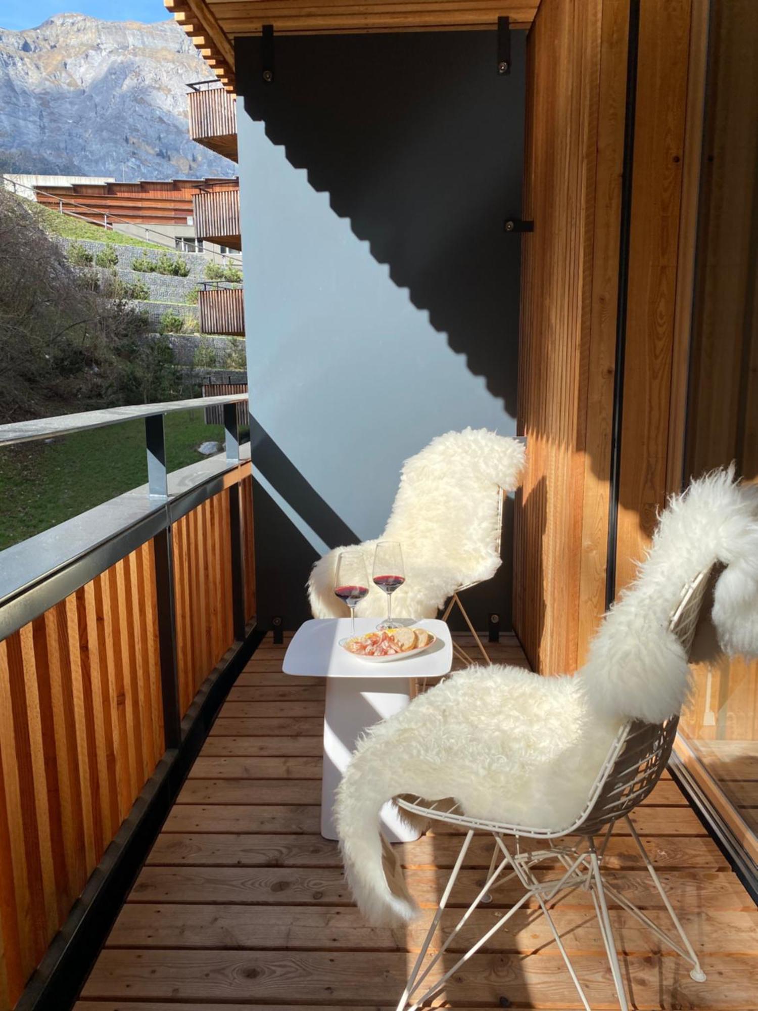 Stilvolle Ferienwohnung Direkt An Der Skipiste Flims Exteriör bild